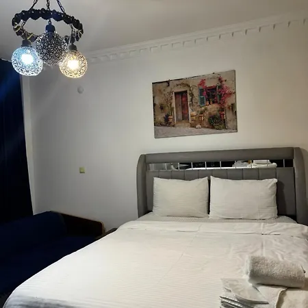 La Plume Hotel